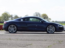 United Kingdom : Audi R8 Driving Thrill (UK) - Unique Christmas Gift for Him