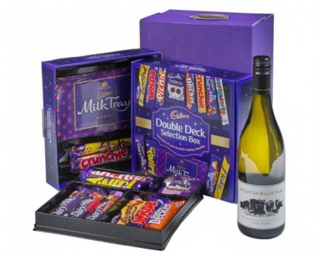 Cadbury White Wine and Chocolate Hamper