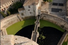 Visite des Tours et Remparts d'Aigues-Mortes - (30)