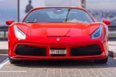 Conducir un Ferrari 488- 4 vueltas en circuito largo