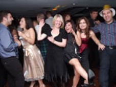 London Dinner Cruise - Includes Cabaret