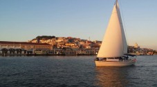 Passeio ao Por-do-Sol em Veleiro - Criança 0-10 anos