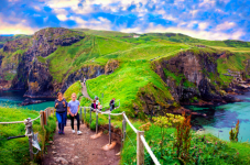 Giant's Causeway & Belfast City Day Tour