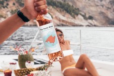 Paseo Romantico en Velero Privado en Barcelona (4h) - 2 personas