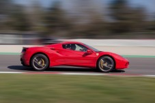 Pack VIP Conducir en un Ferrari 488 - 5 vueltas en circuito largo