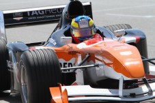 Bronze Formula 1 Driving Course - Le Luc (83)