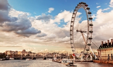 Mini Love – Private Tour of London in a British Classic Car